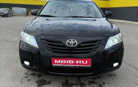 Toyota Camry, 2008 год, 900 000 рублей, 1 фотография