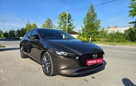 Mazda 3, 2019 год, 1 800 000 рублей, 12 фотография