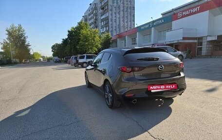 Mazda 3, 2019 год, 1 800 000 рублей, 8 фотография