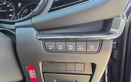 Mazda 3, 2019 год, 1 800 000 рублей, 19 фотография