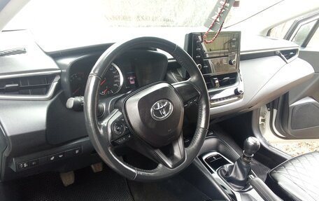 Toyota Corolla, 2021 год, 1 850 000 рублей, 6 фотография