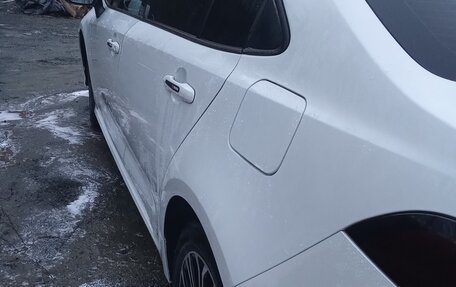 Toyota Corolla, 2021 год, 1 850 000 рублей, 5 фотография