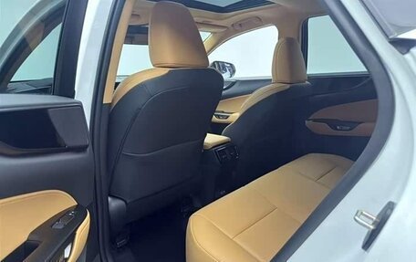 Lexus NX, 2025 год, 5 283 202 рублей, 8 фотография