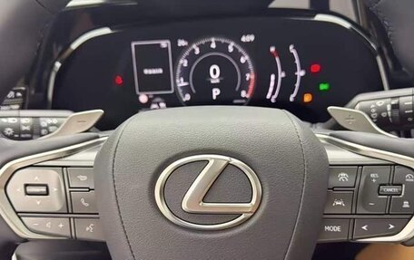 Lexus NX, 2025 год, 5 283 202 рублей, 17 фотография