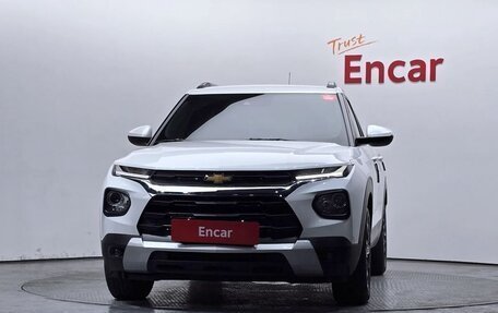 Chevrolet TrailBlazer, 2022 год, 1 450 000 рублей, 2 фотография