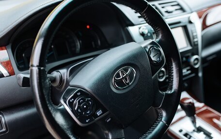 Toyota Camry, 2014 год, 2 100 000 рублей, 17 фотография