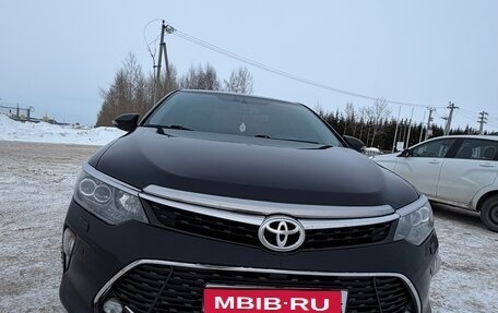 Toyota Camry, 2017 год, 2 040 000 рублей, 1 фотография