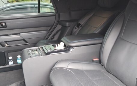 Toyota Sequoia, 2023 год, 16 000 000 рублей, 6 фотография