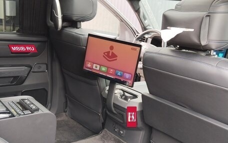 Toyota Sequoia, 2023 год, 16 000 000 рублей, 9 фотография