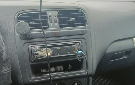 Volkswagen Polo VI (EU Market), 2012 год, 800 000 рублей, 5 фотография