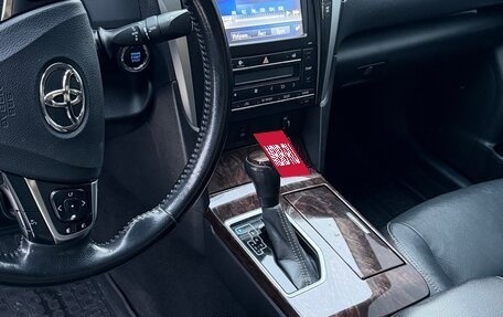 Toyota Camry, 2017 год, 2 040 000 рублей, 7 фотография