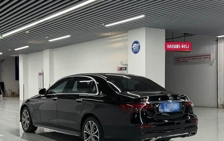 Mercedes-Benz E-Класс, 2022 год, 5 730 000 рублей, 4 фотография