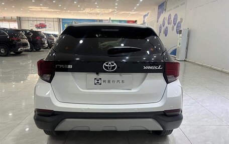 Toyota Yaris XP150 рестайлинг, 2023 год, 1 230 000 рублей, 5 фотография