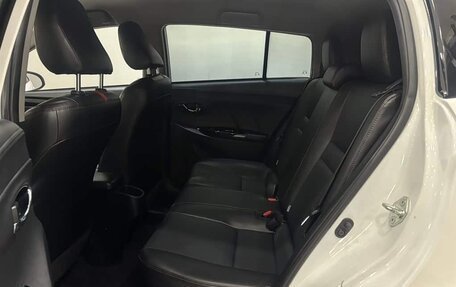 Toyota Yaris XP150 рестайлинг, 2023 год, 1 230 000 рублей, 14 фотография