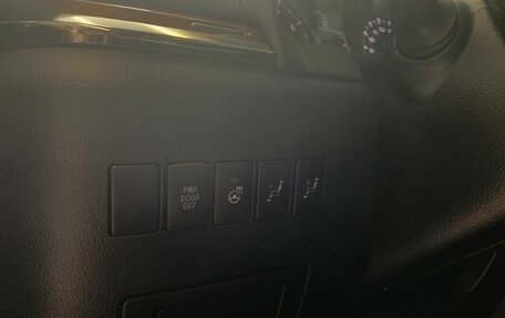 Toyota Alphard III, 2017 год, 3 890 000 рублей, 15 фотография