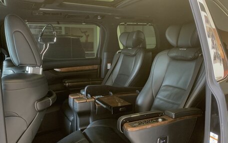 Toyota Alphard III, 2017 год, 3 890 000 рублей, 7 фотография