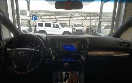 Toyota Alphard III, 2017 год, 3 890 000 рублей, 11 фотография