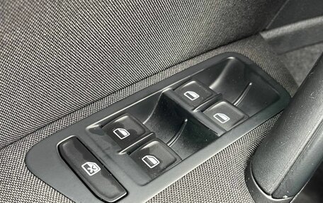 Volkswagen Golf VII, 2014 год, 999 000 рублей, 15 фотография