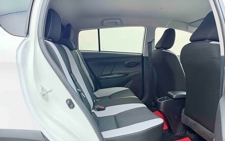 Toyota Yaris XP150 рестайлинг, 2022 год, 1 055 000 рублей, 15 фотография