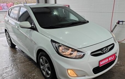 Hyundai Solaris II рестайлинг, 2013 год, 870 000 рублей, 1 фотография