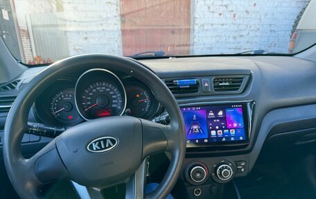 KIA Rio III рестайлинг, 2012 год, 640 000 рублей, 10 фотография