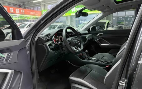 Audi Q3, 2023 год, 2 750 000 рублей, 10 фотография