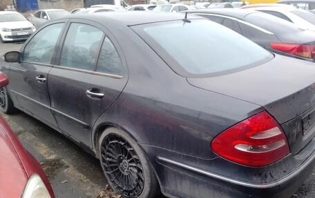 Mercedes-Benz E-Класс, 2002 год, 580 000 рублей, 4 фотография