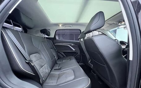Haval H6, 2023 год, 1 500 000 рублей, 26 фотография