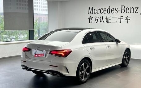 Mercedes-Benz A-Класс, 2022 год, 1 370 000 рублей, 2 фотография