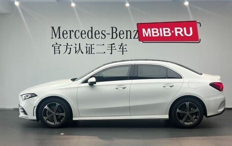 Mercedes-Benz A-Класс, 2022 год, 1 370 000 рублей, 5 фотография