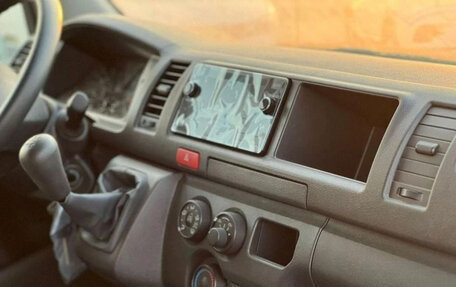 Toyota HiAce H200, 2024 год, 5 000 000 рублей, 10 фотография