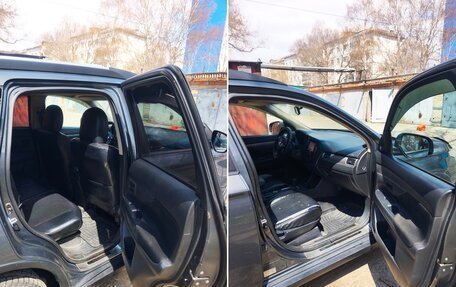 Mitsubishi Outlander III рестайлинг 3, 2014 год, 1 250 000 рублей, 12 фотография
