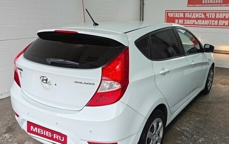 Hyundai Solaris II рестайлинг, 2013 год, 870 000 рублей, 7 фотография