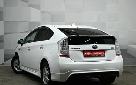 Toyota Prius, 2010 год, 1 215 000 рублей, 4 фотография