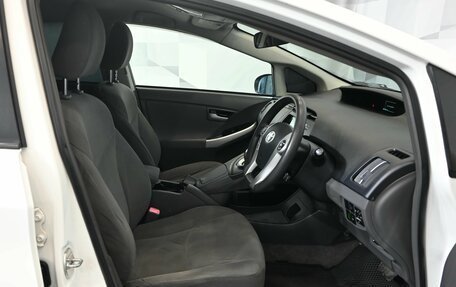 Toyota Prius, 2010 год, 1 215 000 рублей, 11 фотография