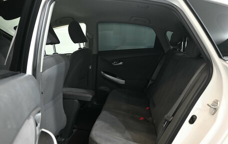 Toyota Prius, 2010 год, 1 215 000 рублей, 16 фотография