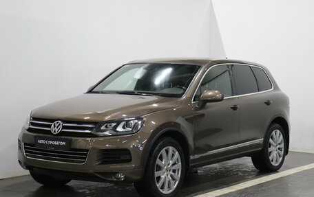 Volkswagen Touareg III, 2012 год, 2 045 000 рублей, 5 фотография