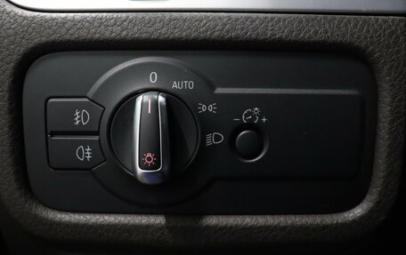 Volkswagen Touareg III, 2012 год, 2 045 000 рублей, 13 фотография