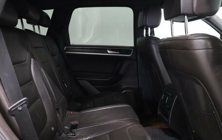 Volkswagen Touareg III, 2012 год, 2 045 000 рублей, 21 фотография