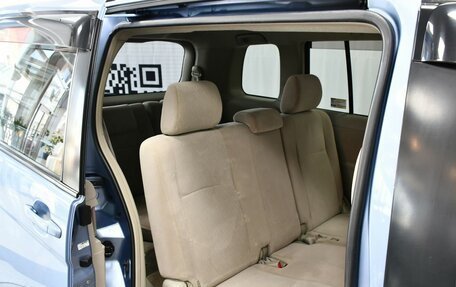 Toyota ISis I, 2009 год, 1 177 000 рублей, 20 фотография