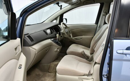 Toyota ISis I, 2009 год, 1 177 000 рублей, 21 фотография