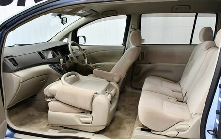 Toyota ISis I, 2009 год, 1 177 000 рублей, 24 фотография