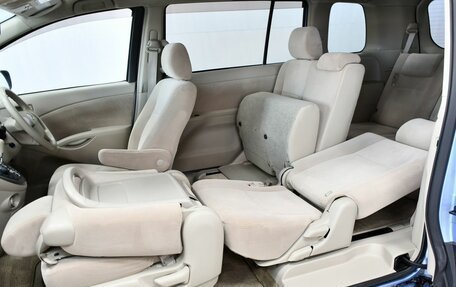 Toyota ISis I, 2009 год, 1 177 000 рублей, 27 фотография