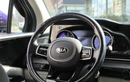 KIA Carnival, 2021 год, 3 600 000 рублей, 22 фотография