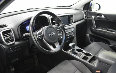 KIA Sportage IV рестайлинг, 2018 год, 2 250 000 рублей, 10 фотография