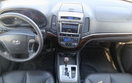 Hyundai Santa Fe III рестайлинг, 2011 год, 1 090 000 рублей, 18 фотография