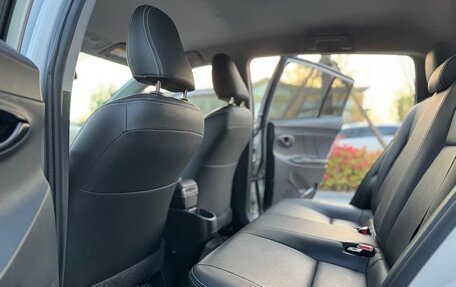 Toyota Yaris XP150 рестайлинг, 2022 год, 1 065 000 рублей, 10 фотография