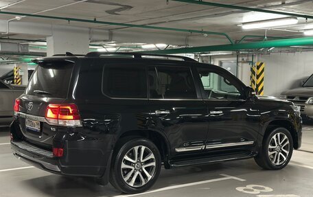 Toyota Land Cruiser 200, 2015 год, 6 300 000 рублей, 9 фотография