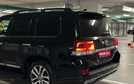 Toyota Land Cruiser 200, 2015 год, 6 300 000 рублей, 11 фотография