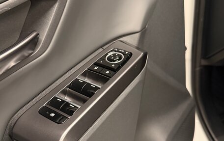 Toyota RAV4, 2025 год, 4 250 000 рублей, 14 фотография